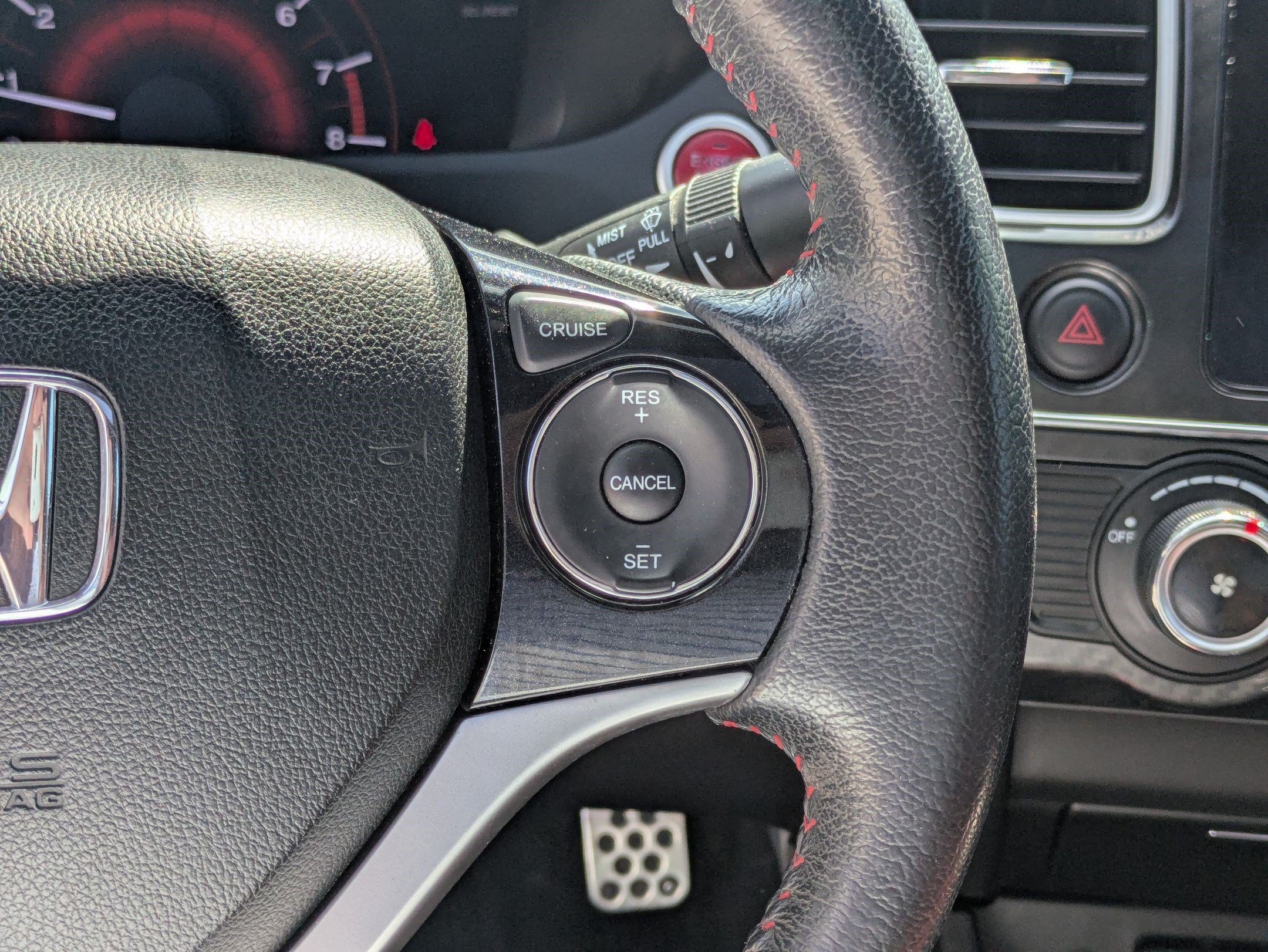 Used 2015 Crystal Black Pearl Honda Si image 18