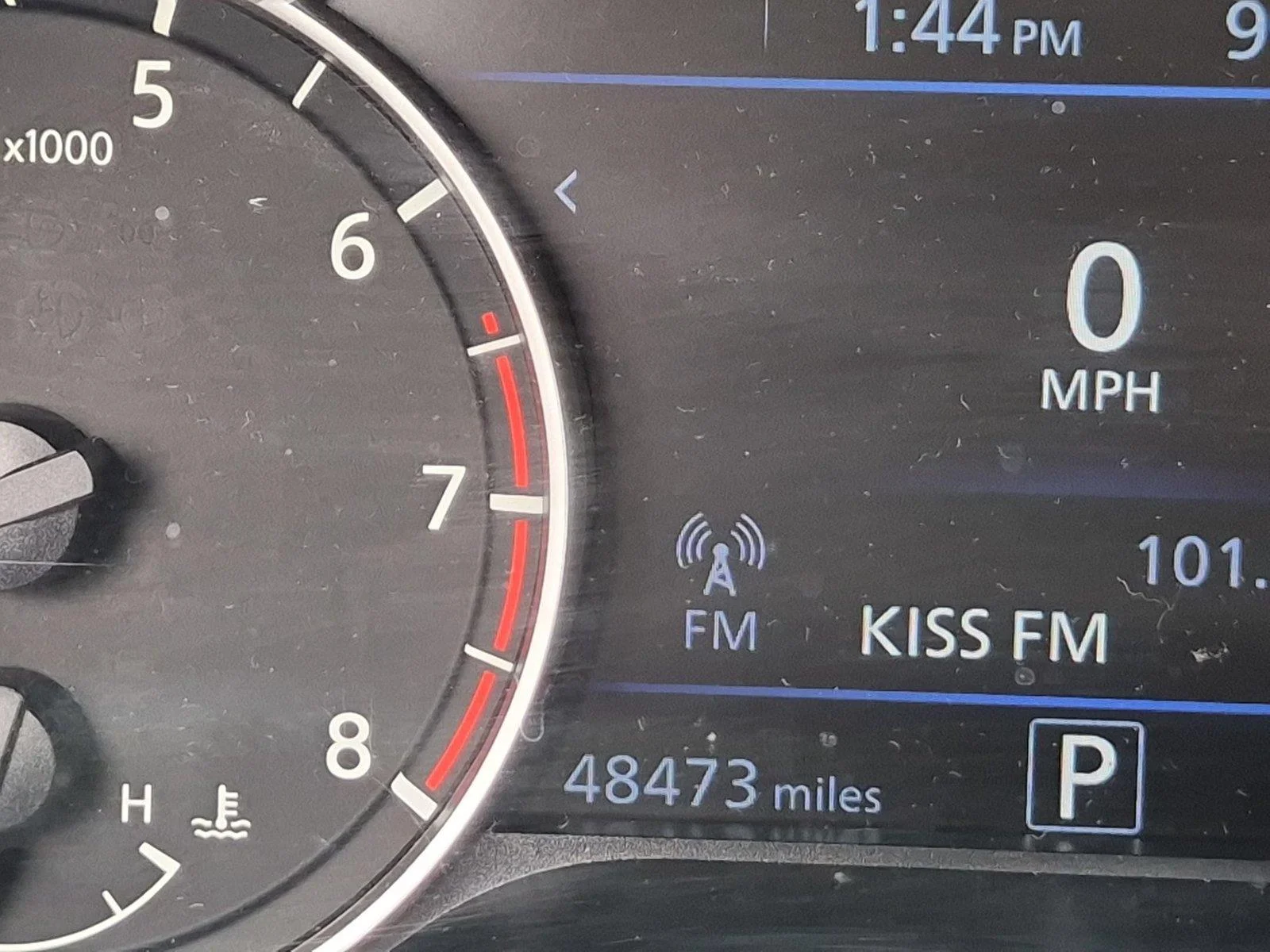Used 2025 Super Black Nissan SV image 22