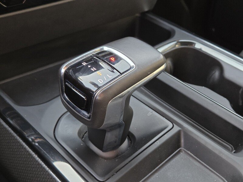 Used 2022 Gray Chevrolet ZR2 image 33