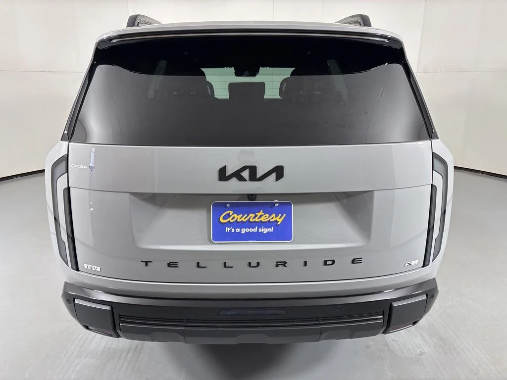 New 2027 Wolf Gray Kia X-LINE SX image 7