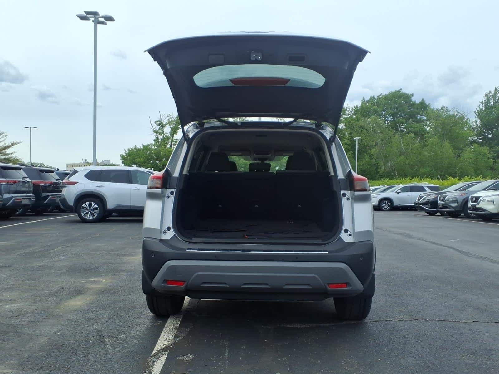 Certified Used 2023 Brilliant Silver Metallic Nissan SV image 10