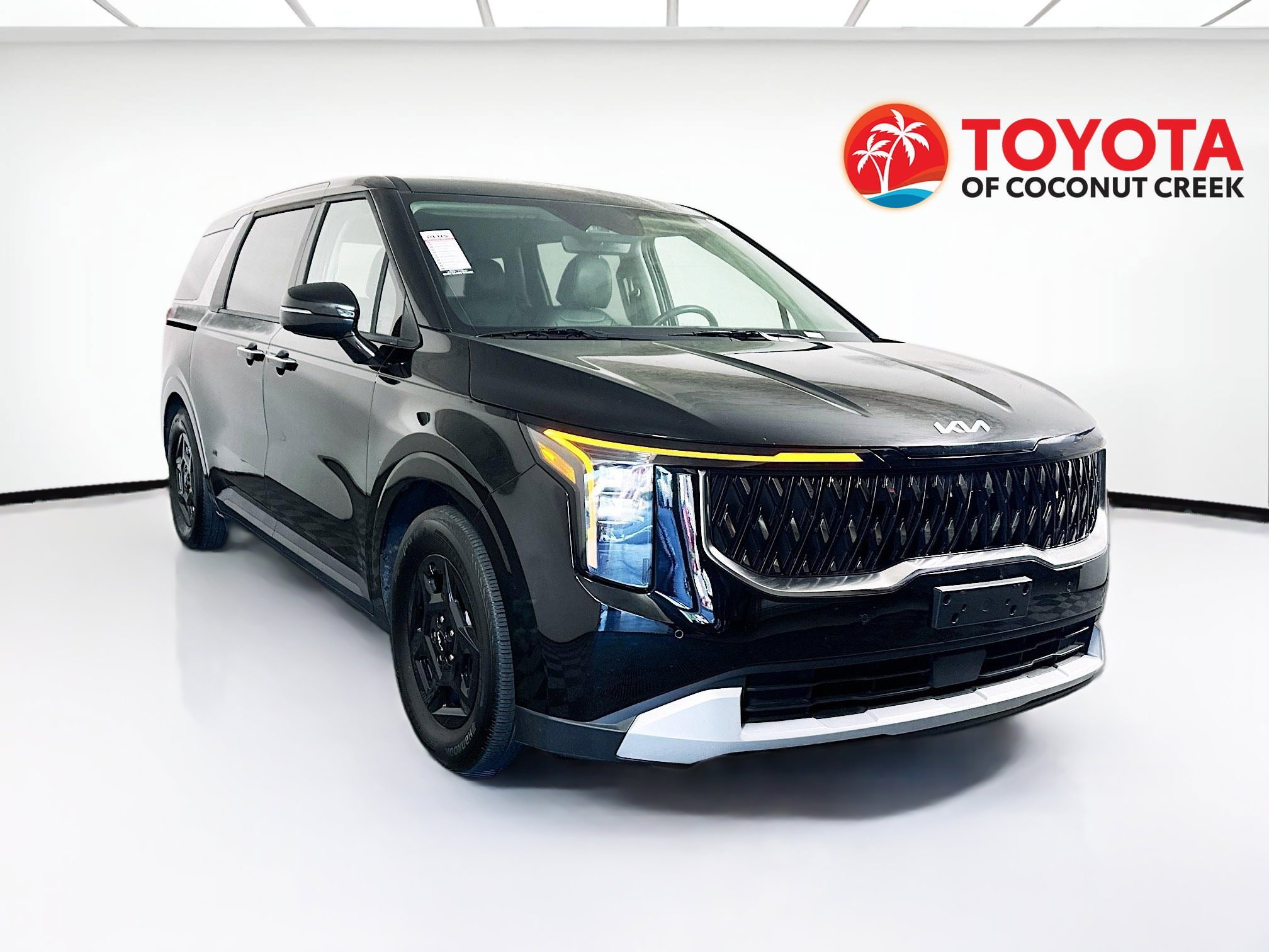 2025 Kia Sedona LXS's photo