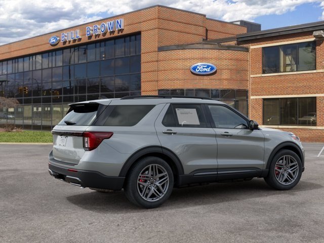 New 2027 Avalanche Gray Ford ST-Line image 29