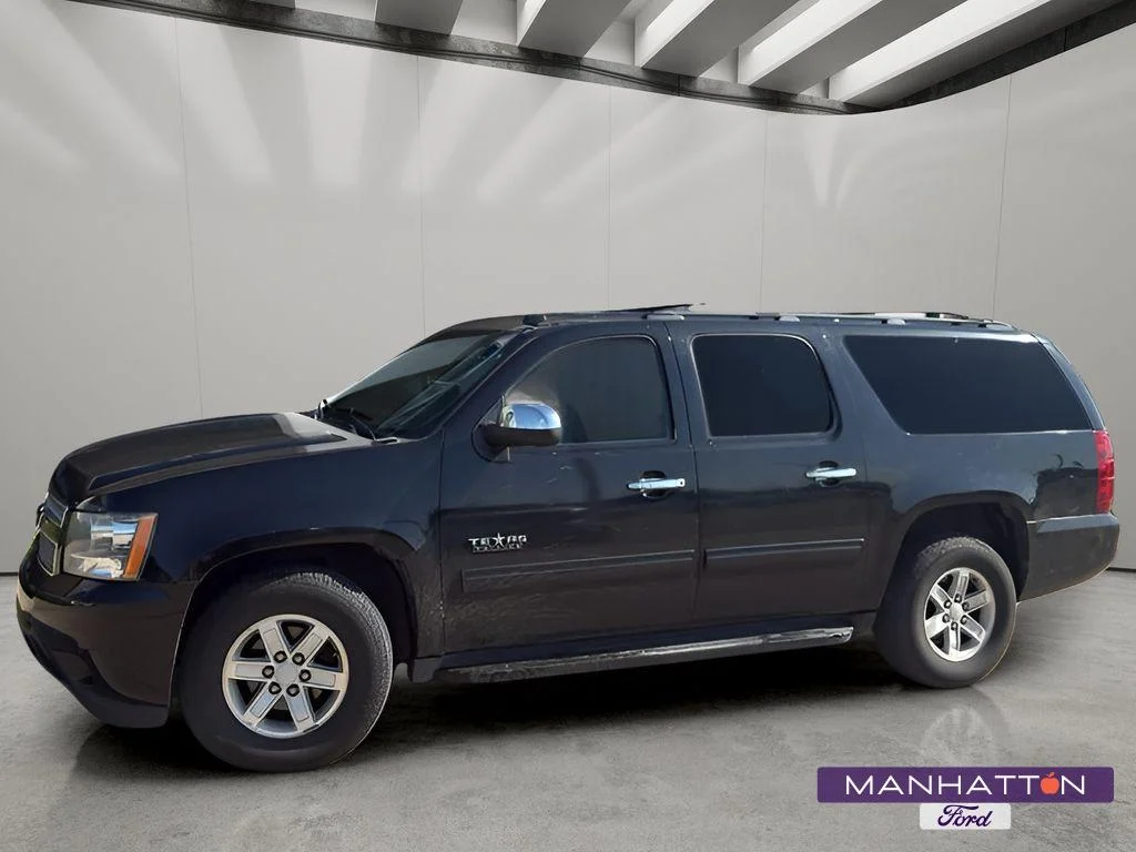 Used 2013 Black Chevrolet LS image 1