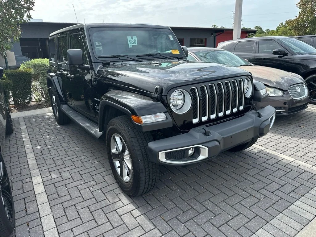 Used 2019 Black Jeep Unlimited Sahara image 3