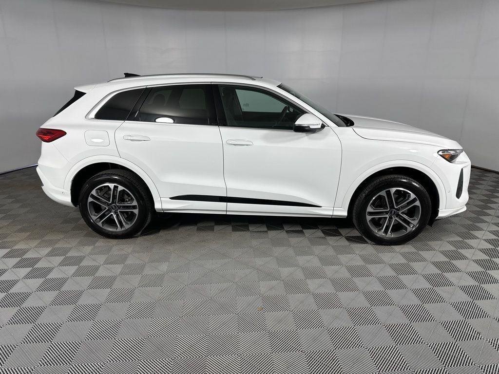 Used 2025 White Audi 2.0T Premium image 4