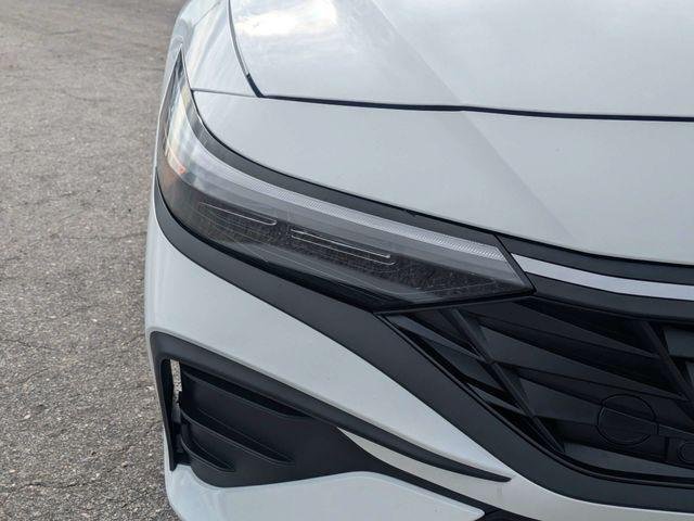 New 2026 White Hyundai Blue image 9