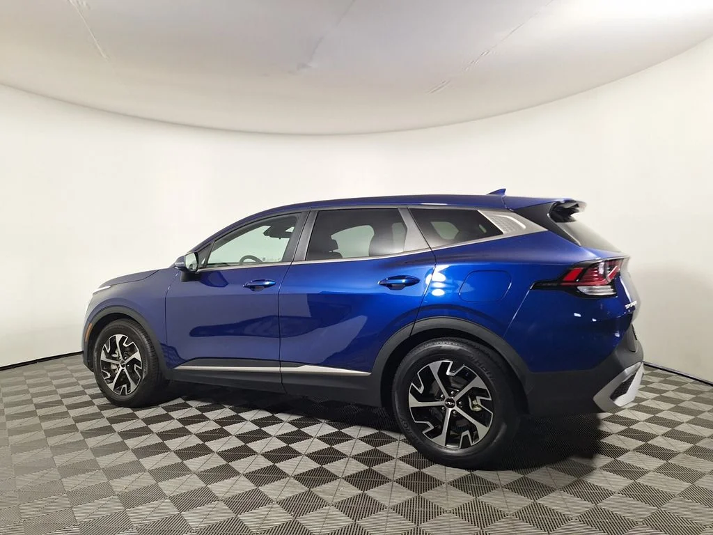 Used 2025 Sapphire Blue Kia EX image 8