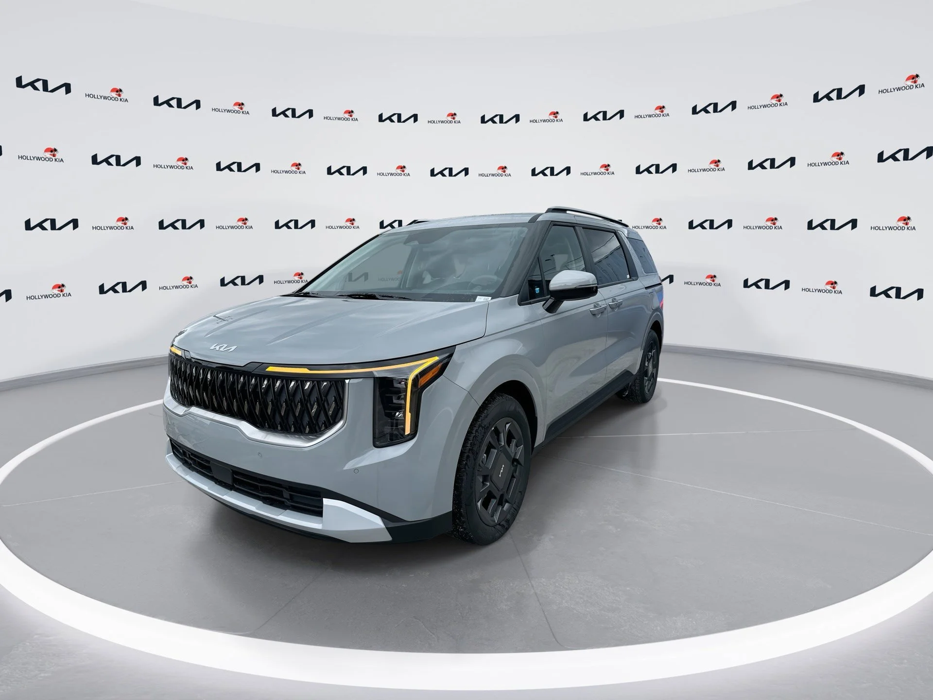 New 2026 Ceramic Silver Kia EX image 4