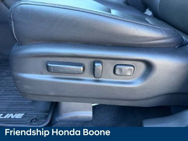 Used 2023 Black Honda RTL image 16