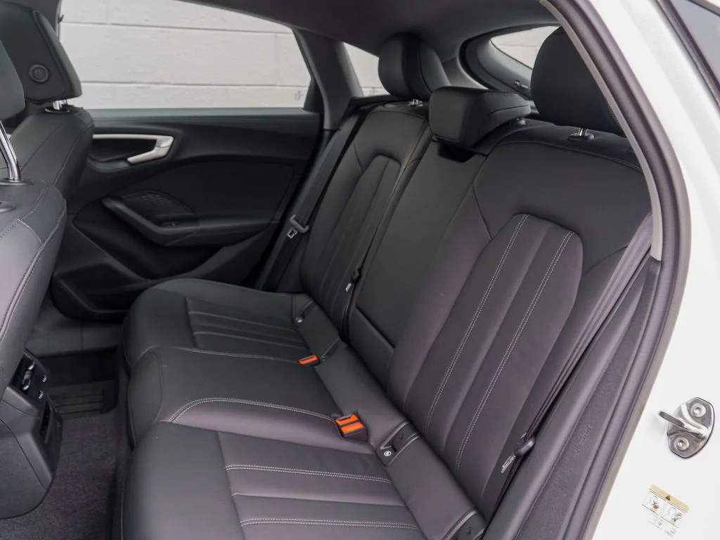 Used 2025 White Audi  image 18