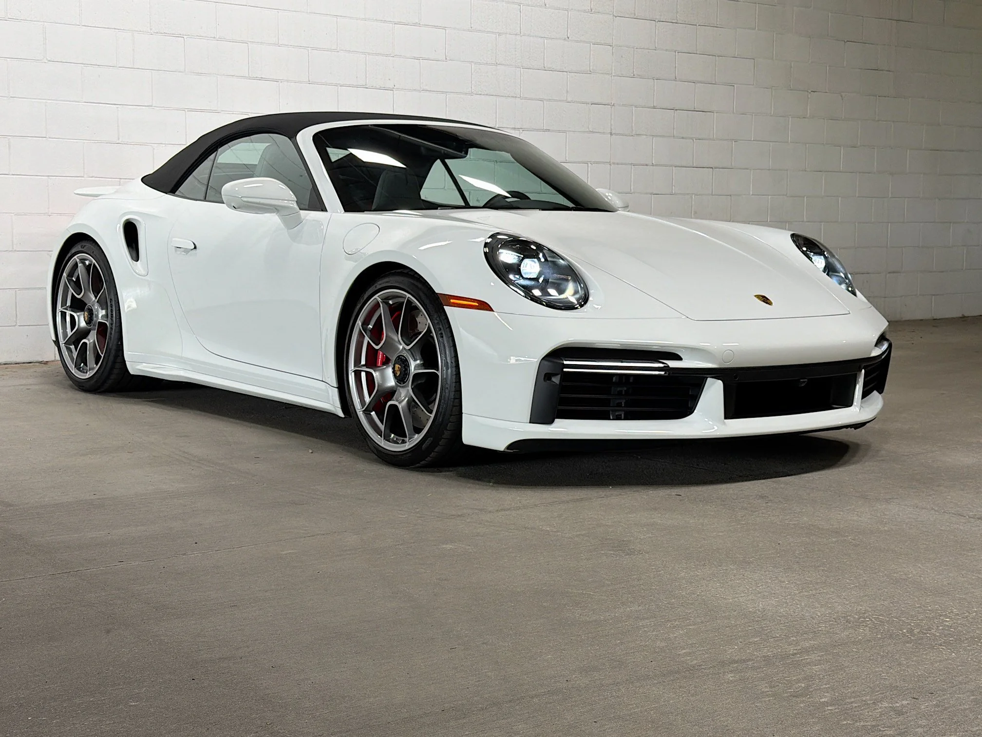 Certified Used 2024 White Porsche Turbo image 6