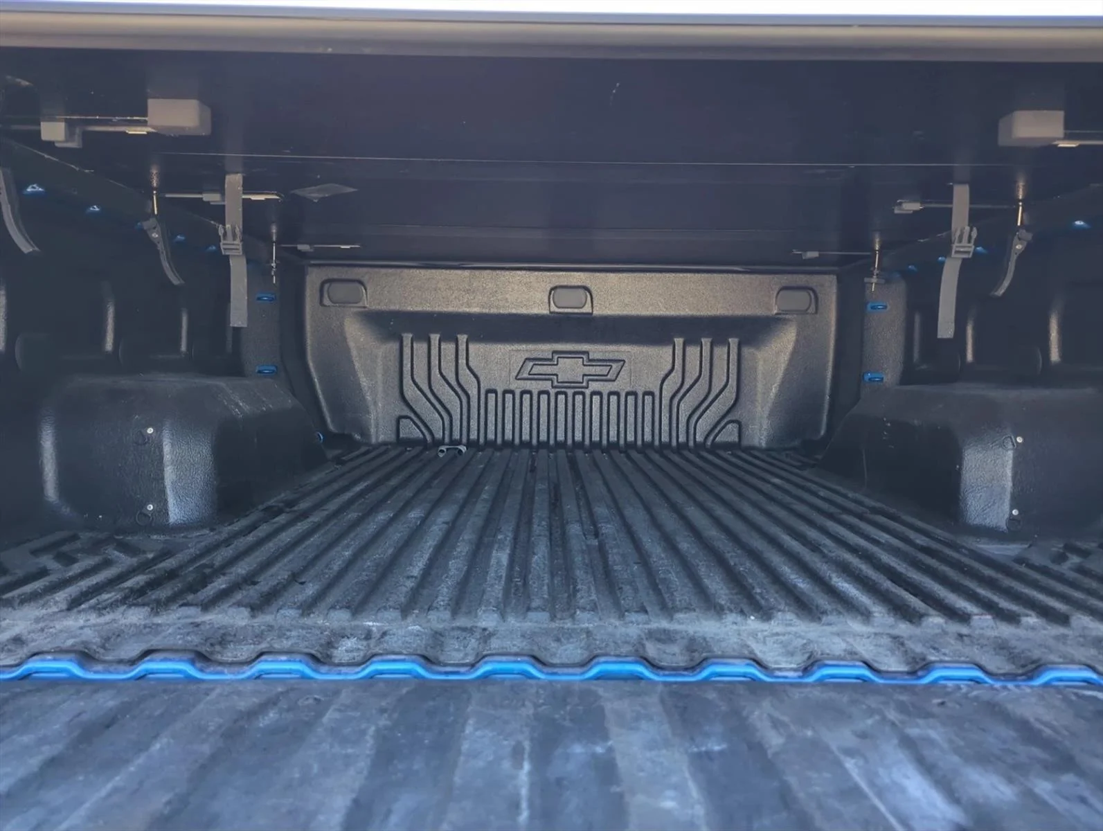 Used 2022 Glacier Blue Metallic Chevrolet RST image 5