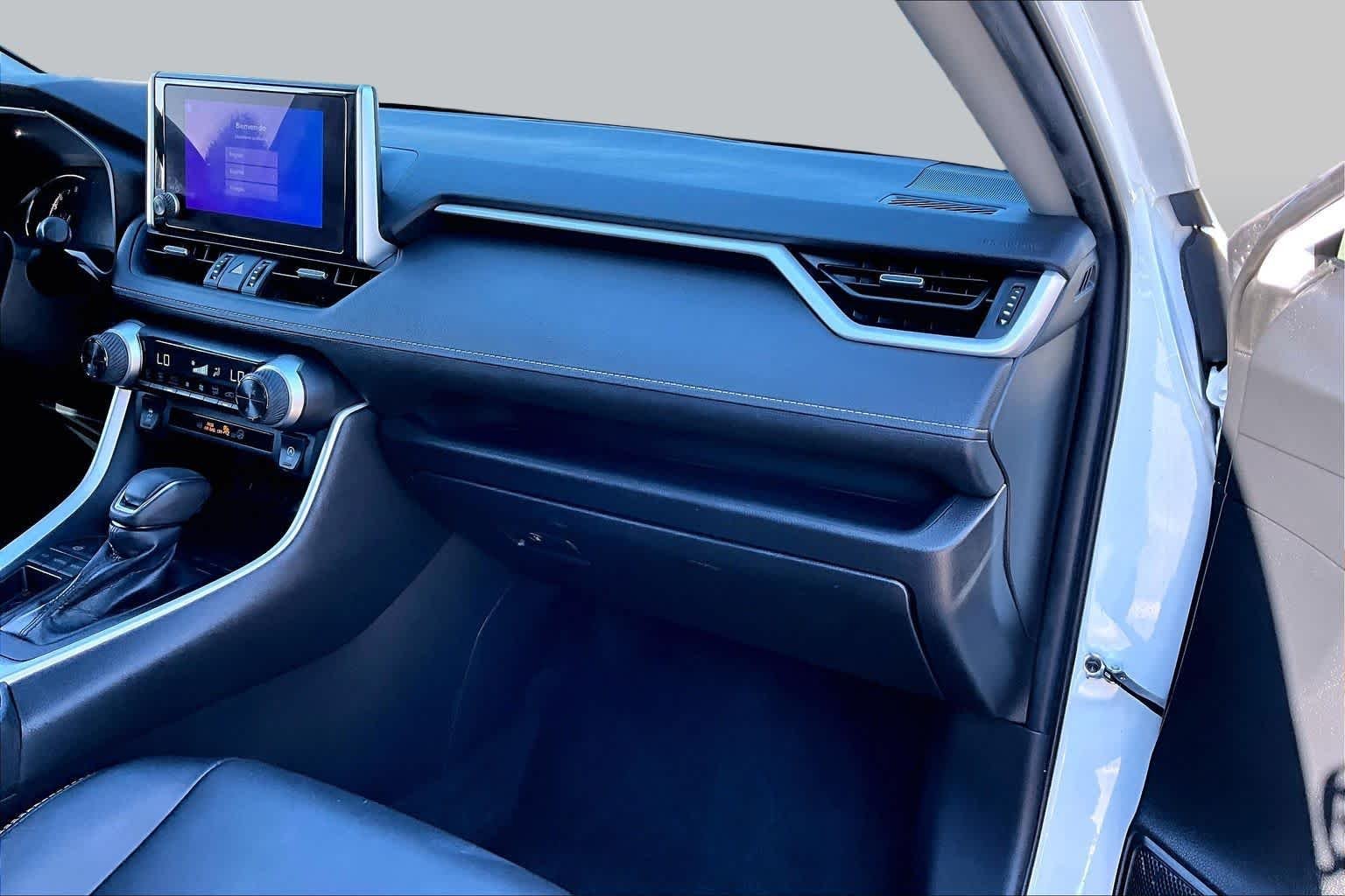 Used 2023 Wind Chill Pearl Toyota XLE Premium image 19