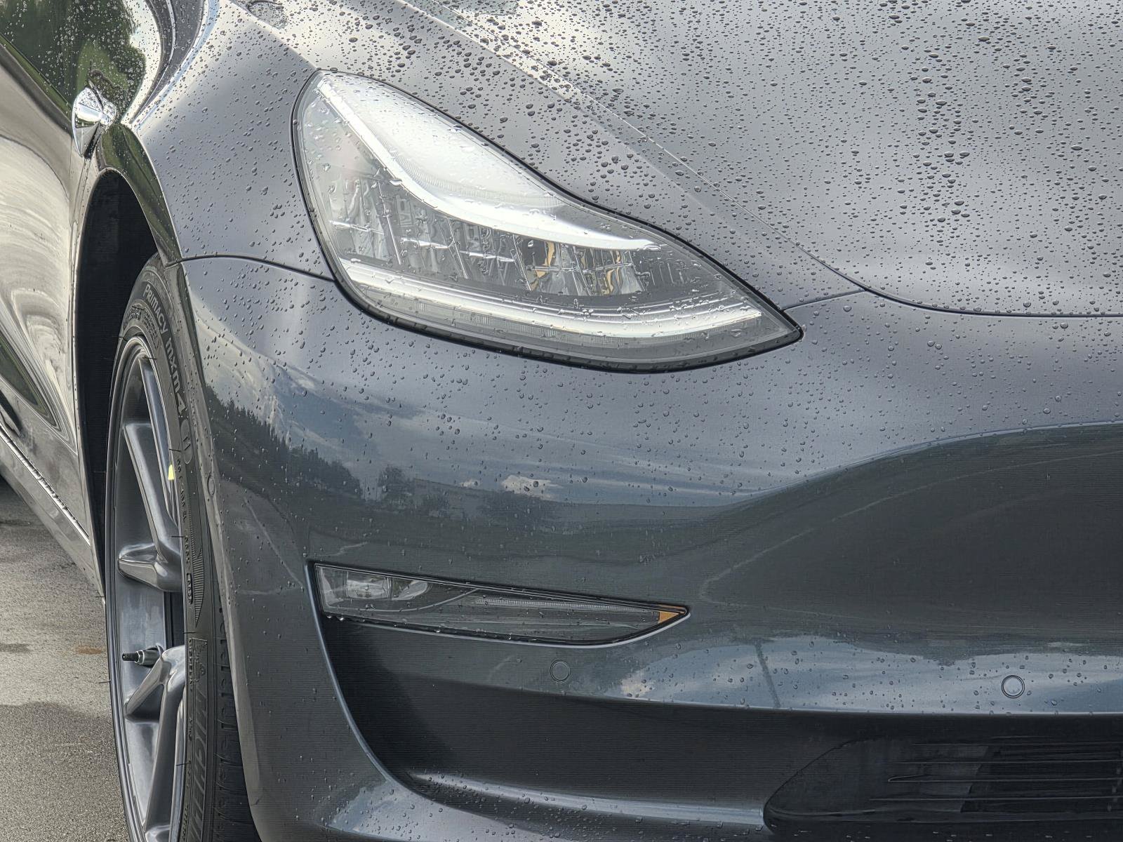 Used 2018 Gray Tesla Long Range image 7