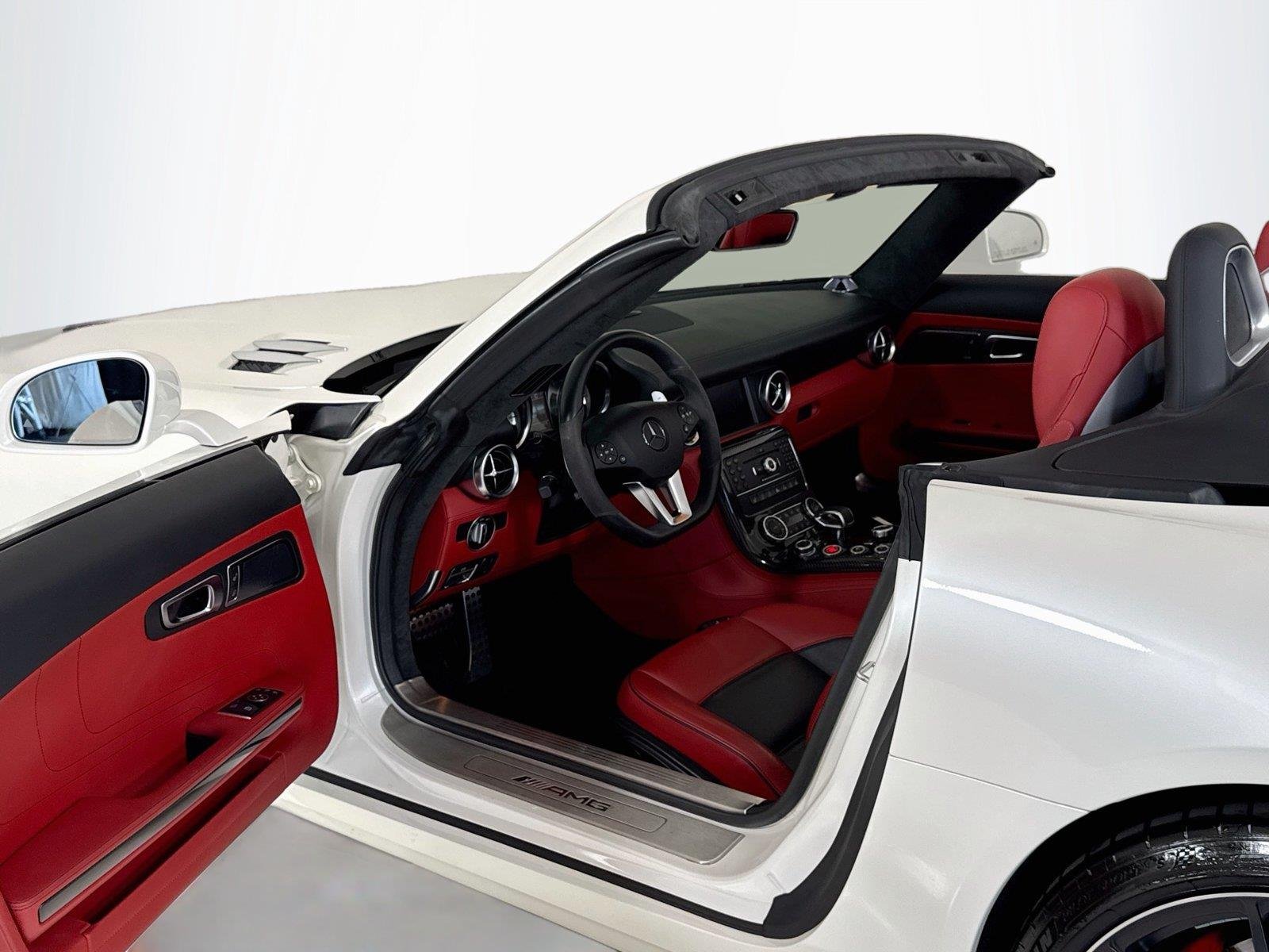 Used 2012 designo Mystic White II Mercedes-Benz SLS AMG® image 12