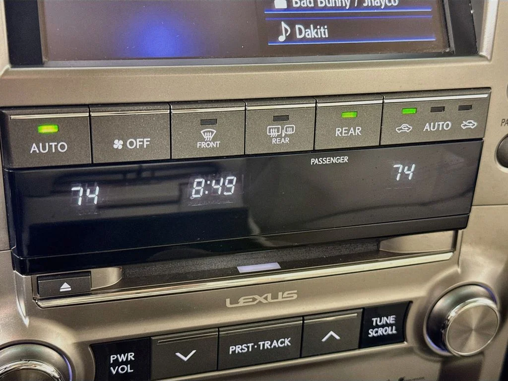 Used 2018 Silver Lexus 460 image 20