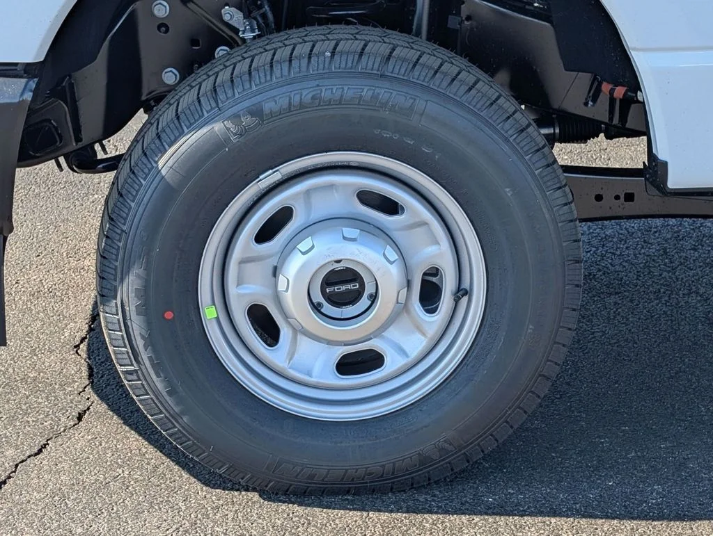 New 2026 Oxford White Ford F-350® XL image 16
