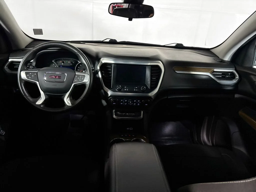Used 2021 Gray GMC SLE image 12