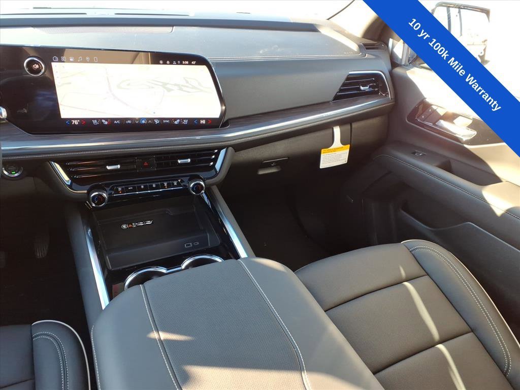 2026 Chevrolet Suburban Premier - Photo 15