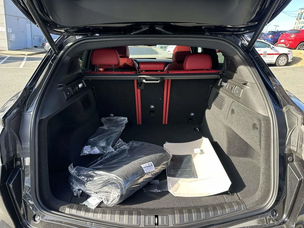 2025 Alfa Romeo Stelvio Base - Photo 26