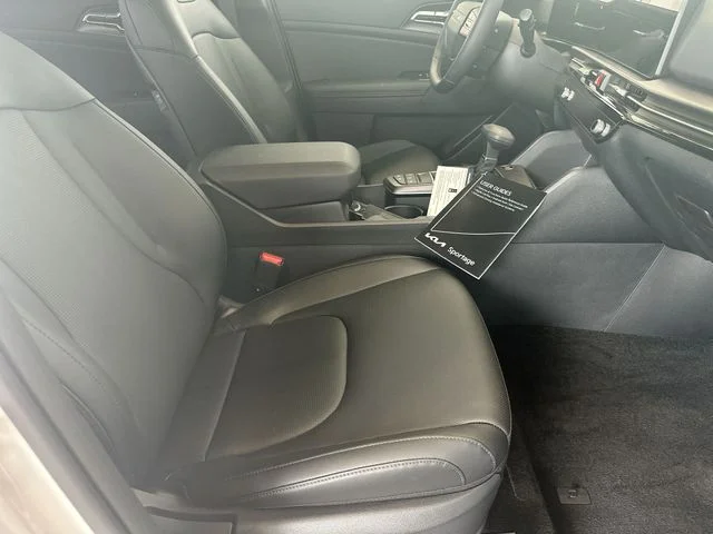 New 2026 Glacial White Pearl Kia EX image 27