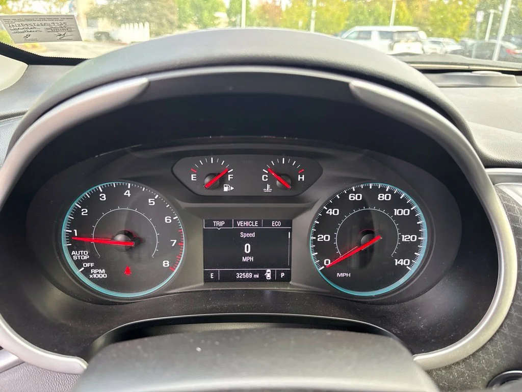 Used 2025 Gray Chevrolet LT image 11