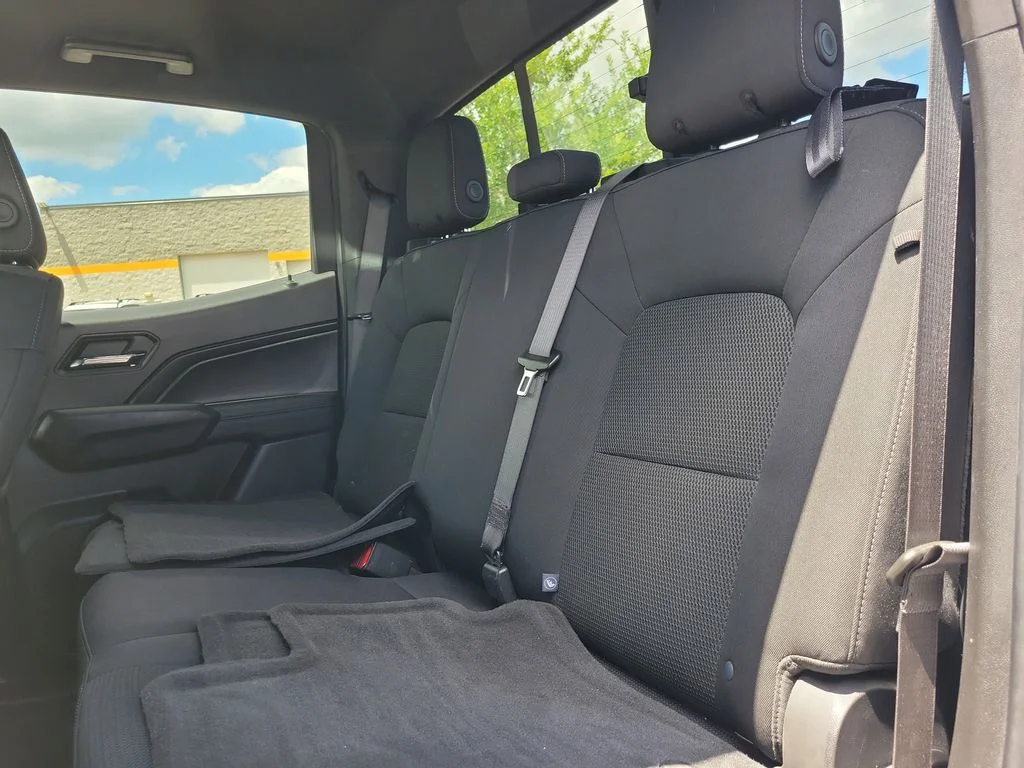 Used 2023 White Chevrolet LT image 11