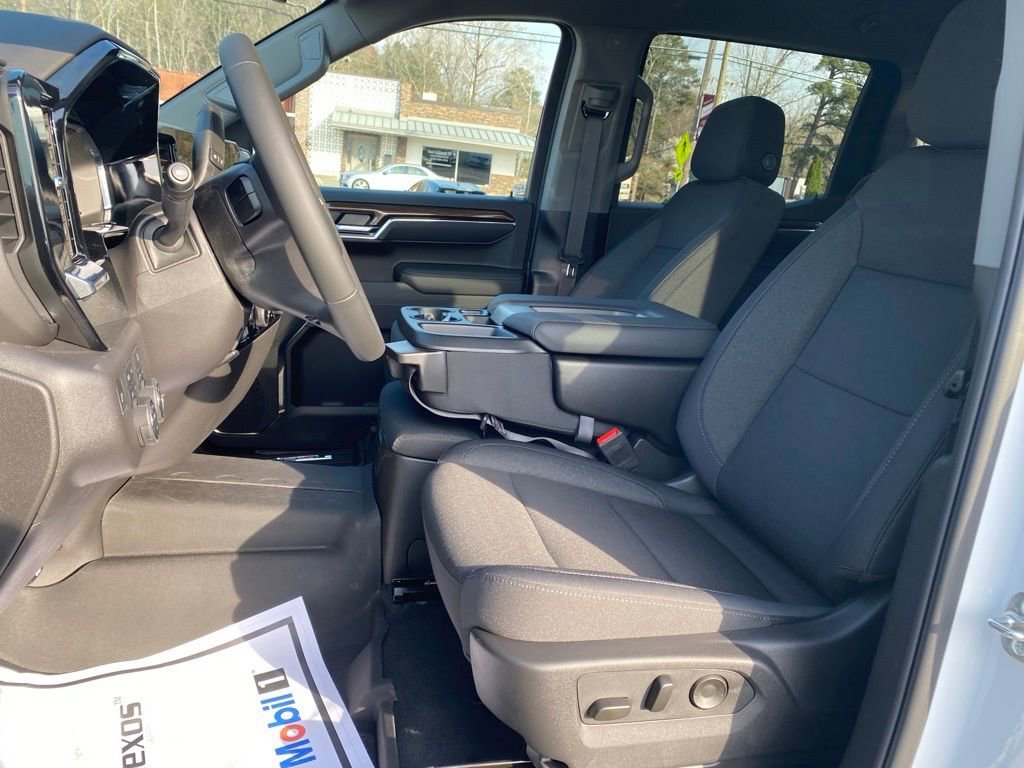 2025 Chevrolet Silverado 1500 LT - Photo 10
