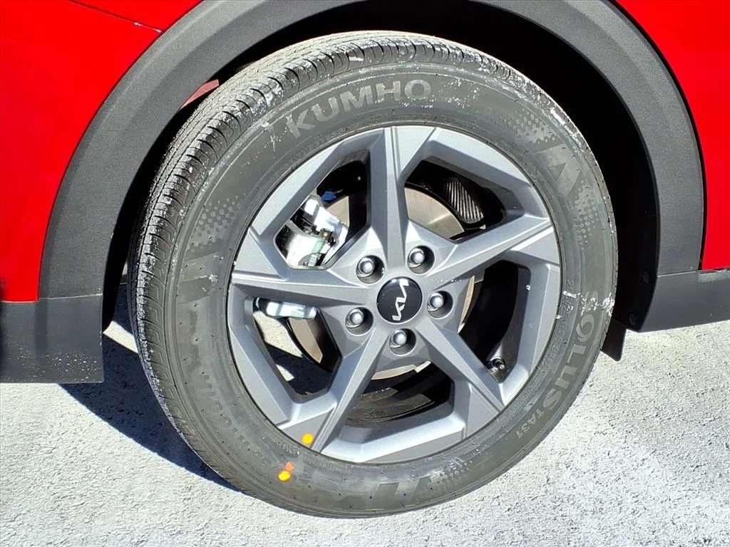 2025 Kia K4 LXS - Photo 6
