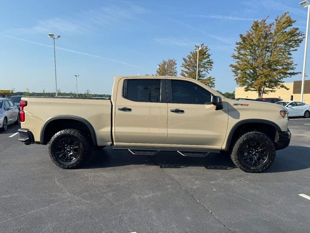 Used 2023 Beige Chevrolet ZR2 image 2