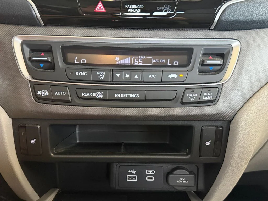 Used 2024 White Honda RTL image 24