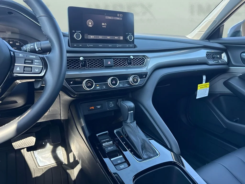 Used 2024 Silver Acura Base image 17