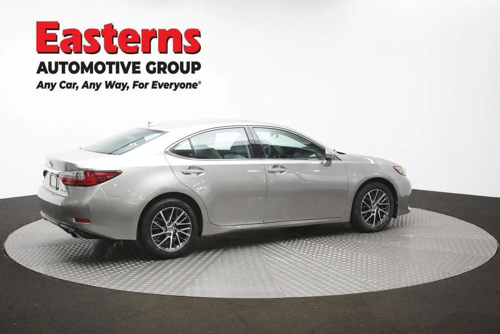 Used 2016 Silver Lexus 350 image 46