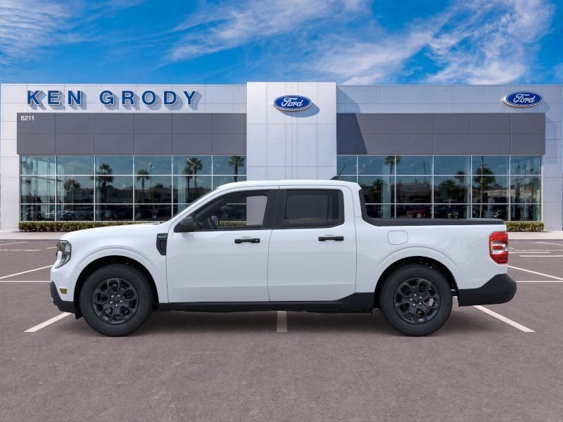 New 2026 Oxford White Ford XLT image 4