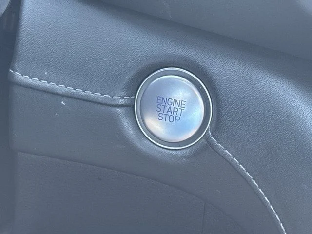 Used 2023 Silver Hyundai Calligraphy image 28