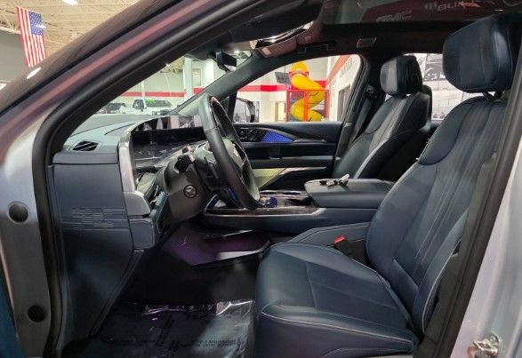 Used 2025 Cadillac Escalade IQ Sport 2 with VIN 1GYTEFKL0SU102140 for sale in Columbus, OH
