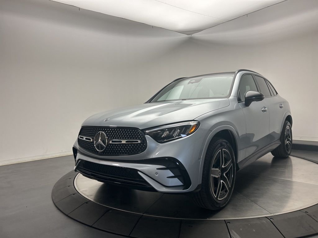 Certified Used 2026 Cirrus Silver Metallic Mercedes-Benz GLC 300 image 3
