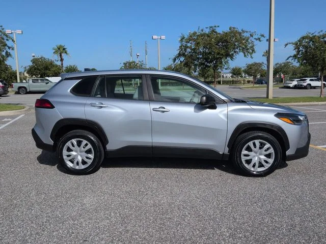 Used 2023 Silver Toyota L image 3
