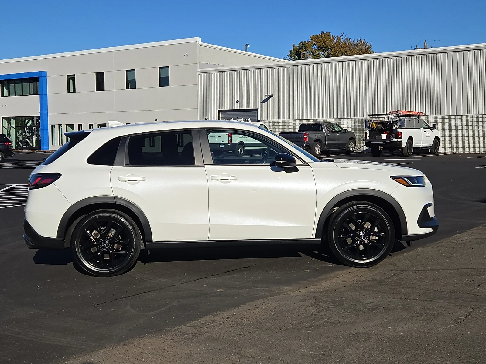 Used 2024 Platinum White Pearl - WX Honda AWD Sport image 7