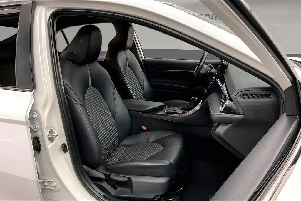 Certified Used 2021 White Toyota SE image 10