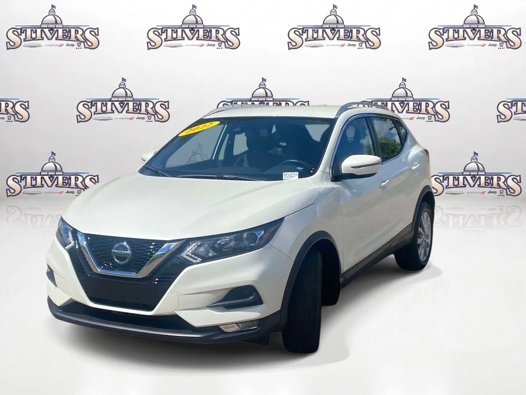 Certified Used 2022 White Nissan SV image 3