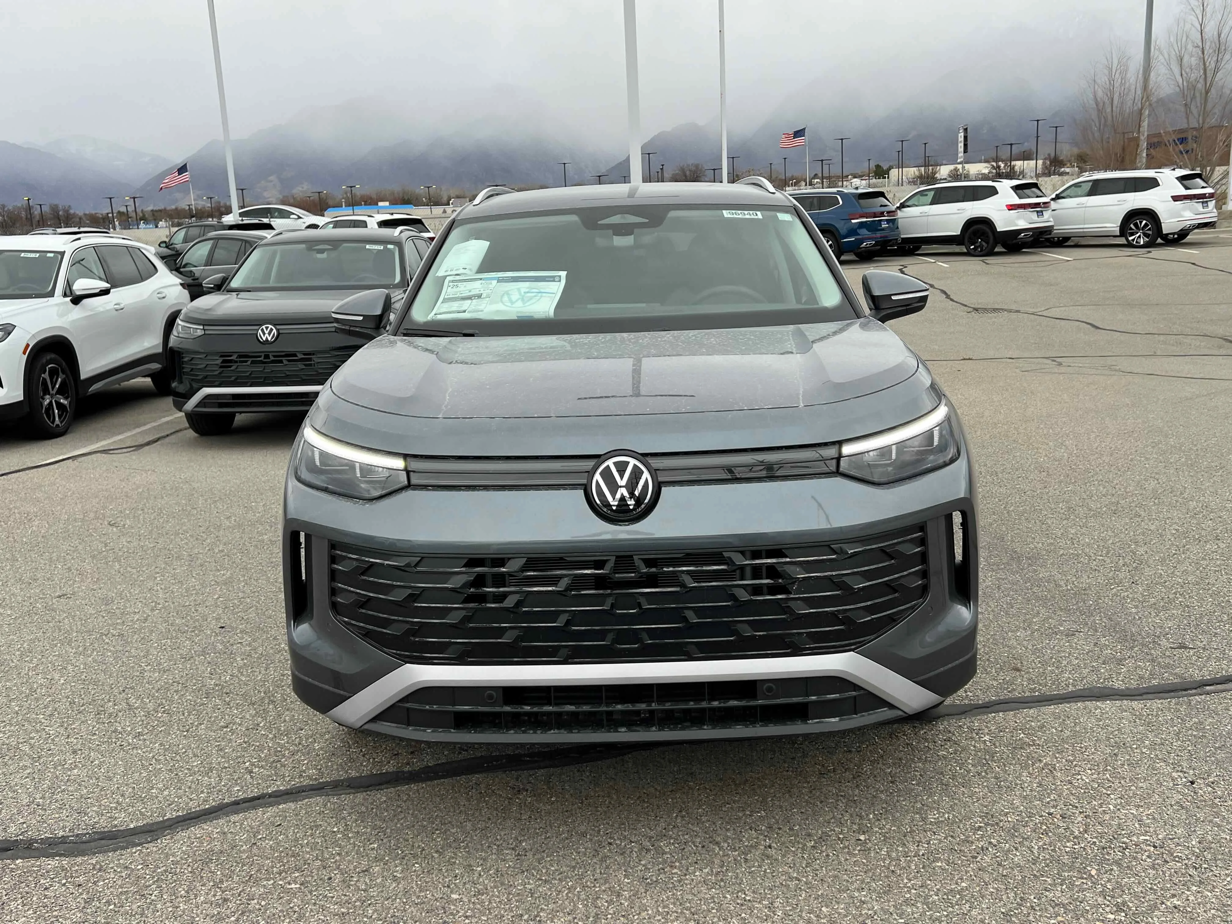 New 2026 Platinumg Ray Volkswagen S image 5