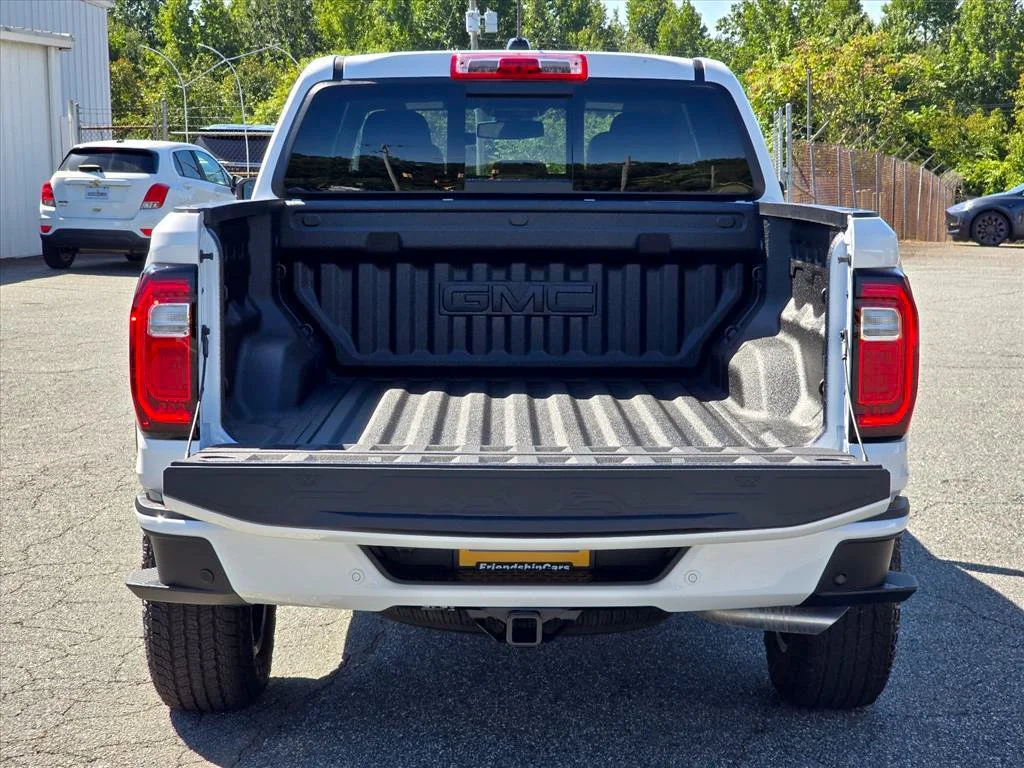 New 2026 Summit White GMC AT4 image 21
