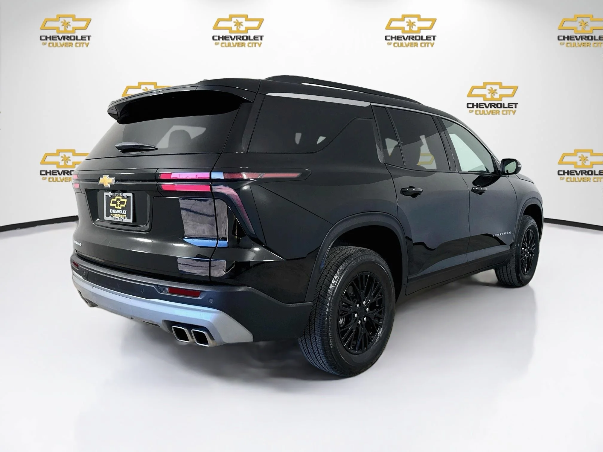 Used 2025 Mosaic Black Metallic Chevrolet LT image 8