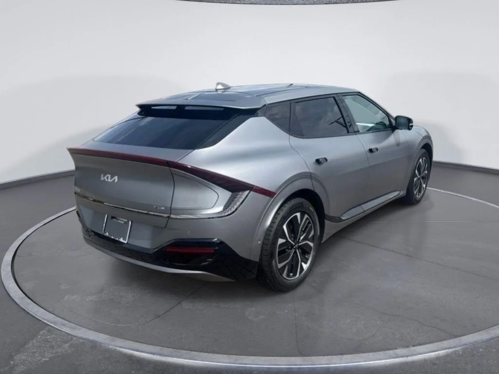 Used 2024 Gray Kia GT-Line image 7