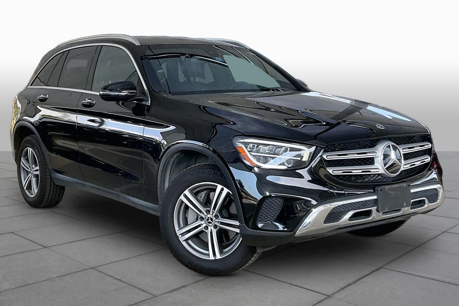 Used 2020 Black Mercedes-Benz GLC 300 image 3