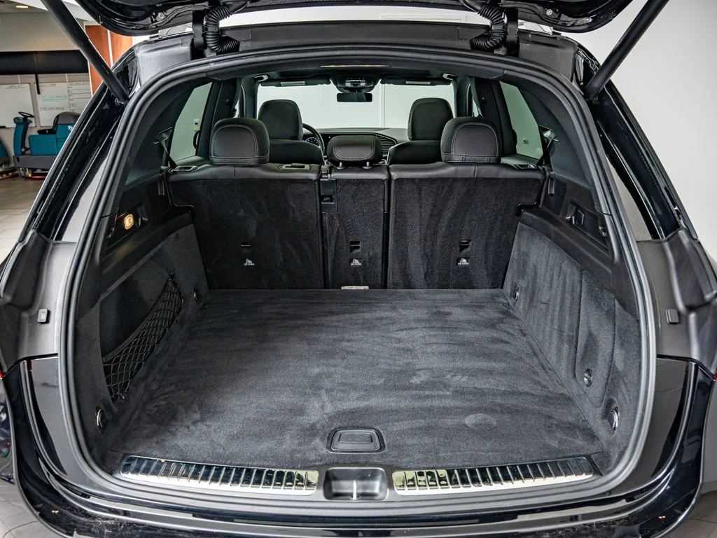 Used 2025 Obsidian Black Metallic Mercedes-Benz GLE 350 image 38