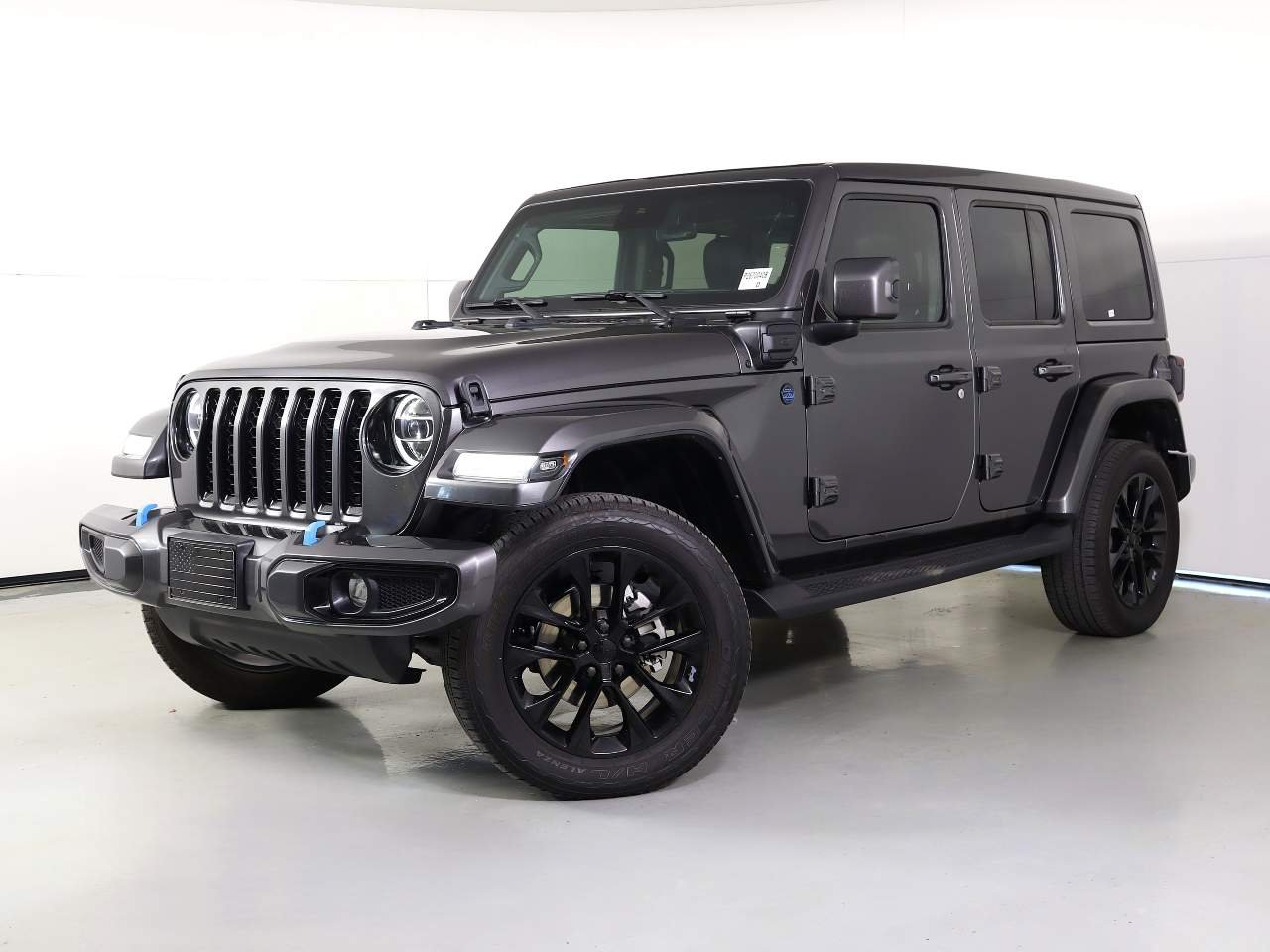 Used 2021 Gray Jeep Sahara 4xe image 1
