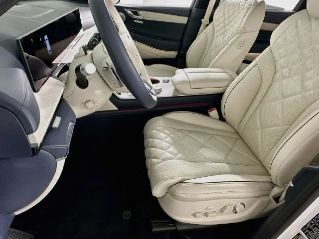 New 2027 White Genesis 3.5T Prestige image 10